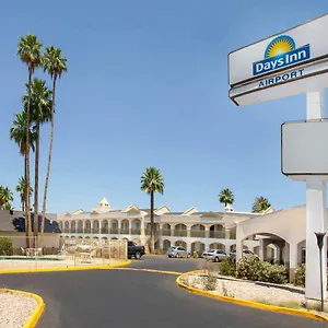 https://days-inn-airport-phoenix.hotelsofphoenix.com