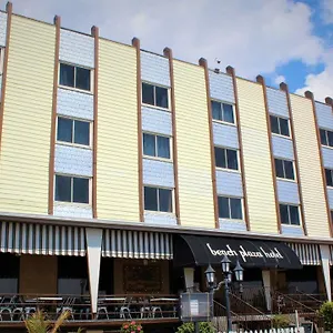 https://beach-plaza-hotel.ocean-city-hotels.net